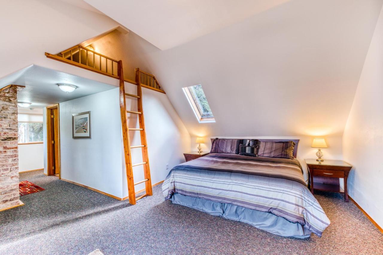 Hats House Coos Bay Esterno foto