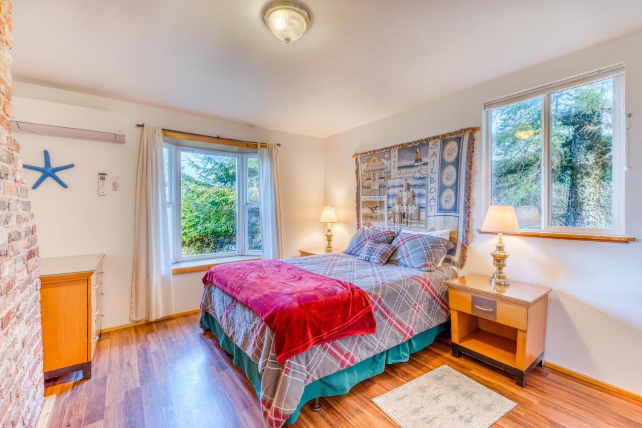 Hats House Coos Bay Esterno foto